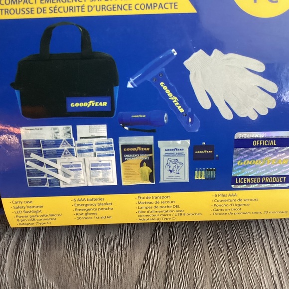 Goodyear Compact Emergency Safety Kit - Picture 3 of 6